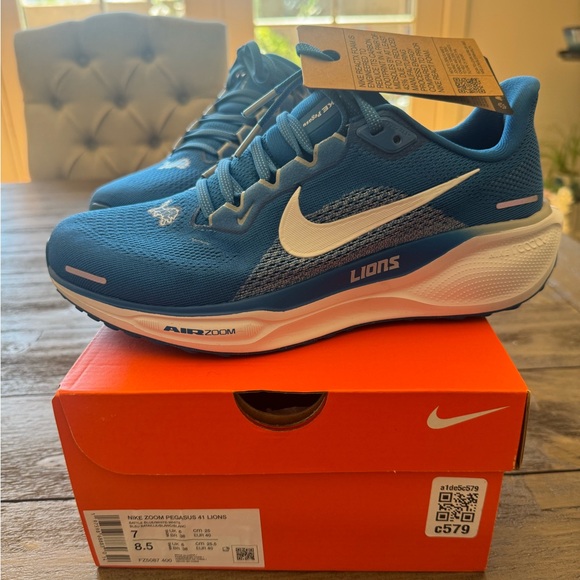 BRAND NEW NIKE ZOOM PEGASUS 41 DETROIT LIONS 7/8.5 - Picture 3 of 8